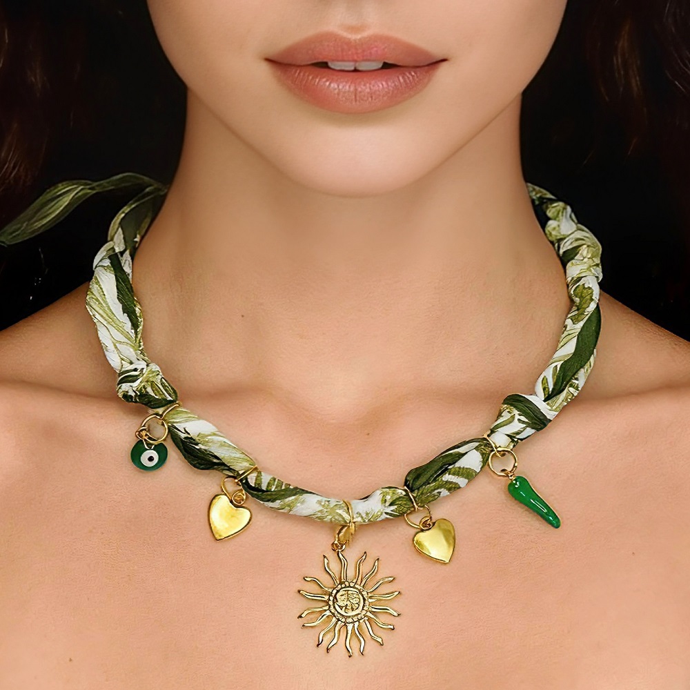 Pearl Choker Necklace Vintage - Złoty Naszyjnik Szalik z Zawieszkami Regulowany