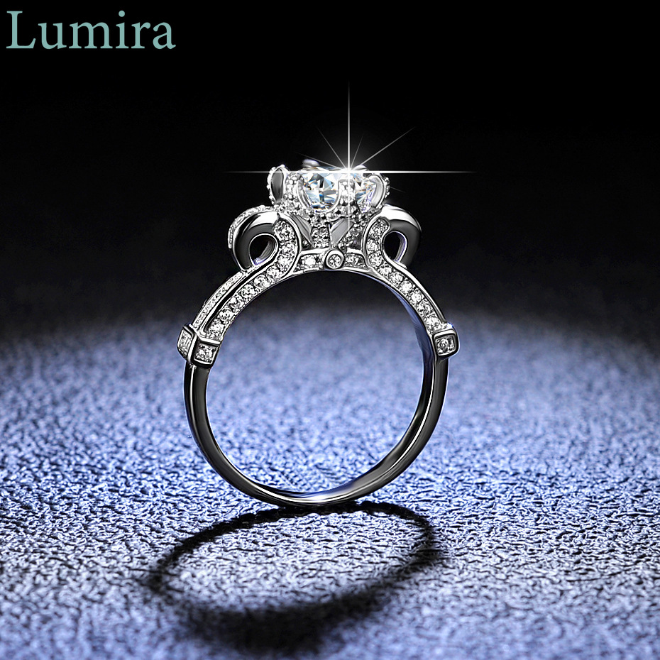 Pierścionek Lumira Classic z m – Moissanite Engagement Ring 1 Carat recenzja i cena