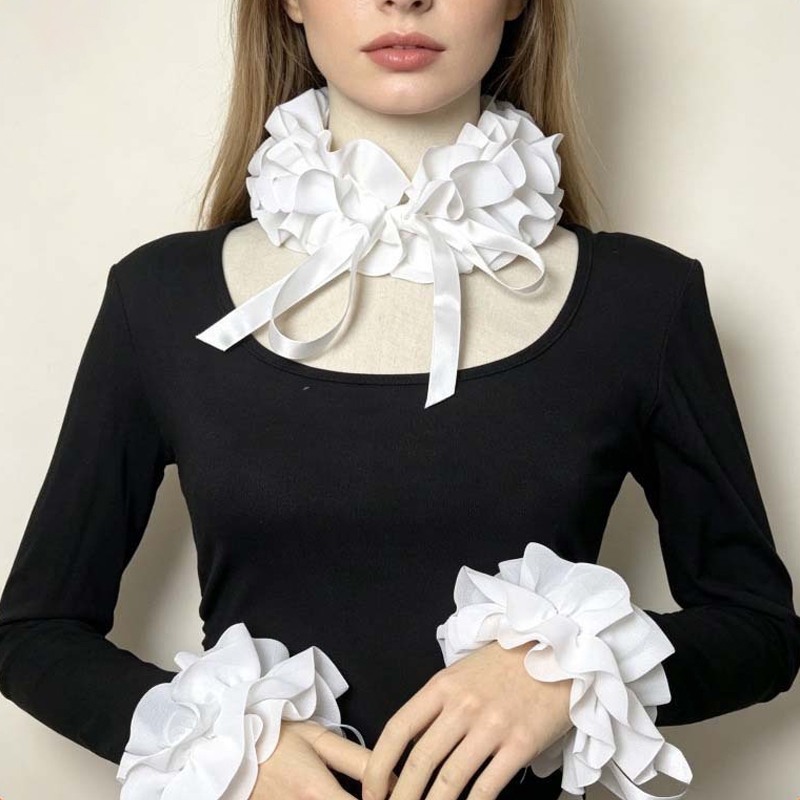 Odpinany, sztuczny kołnierzyk, – Necklaces recenzja i cena