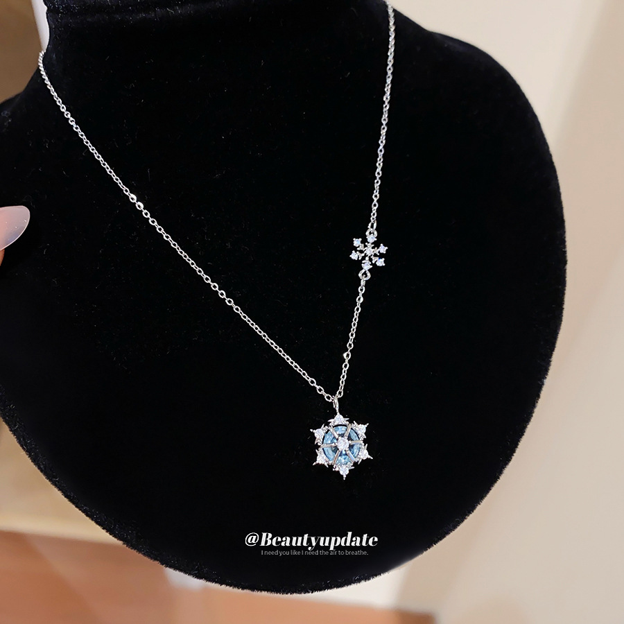Błyszczący naszyjnik z zawiesz – Layered Pendant Necklace Aesthetic recenzja i cena