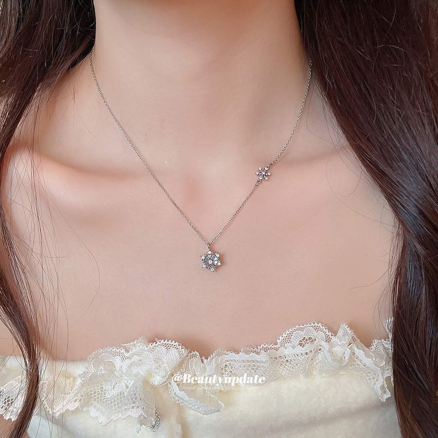 Błyszczący naszyjnik z zawiesz – Layered Pendant Necklace Aesthetic recenzja i cena